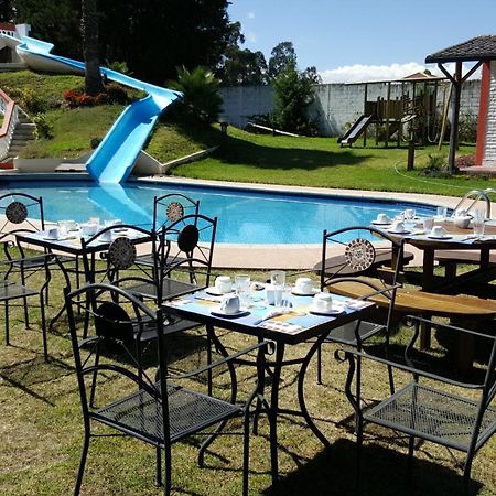 Hosteria San Carlos Tababela Dış mekan fotoğraf