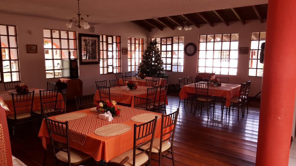 Hosteria San Carlos Tababela Dış mekan fotoğraf