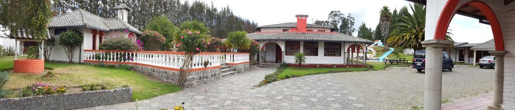 Hosteria San Carlos Tababela Dış mekan fotoğraf