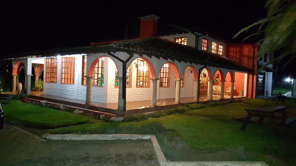 Hosteria San Carlos Tababela Dış mekan fotoğraf