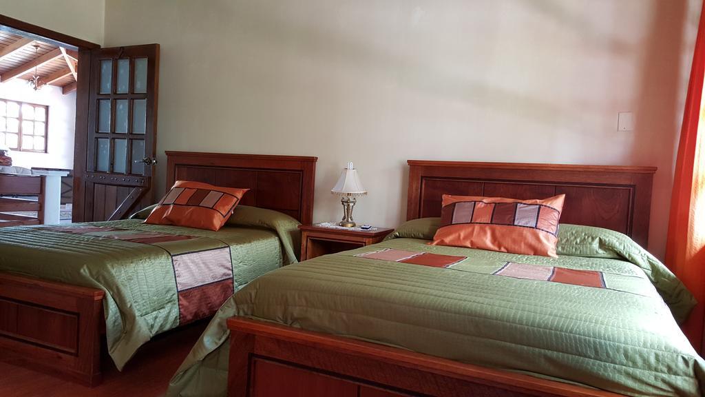 Hosteria San Carlos Tababela Dış mekan fotoğraf