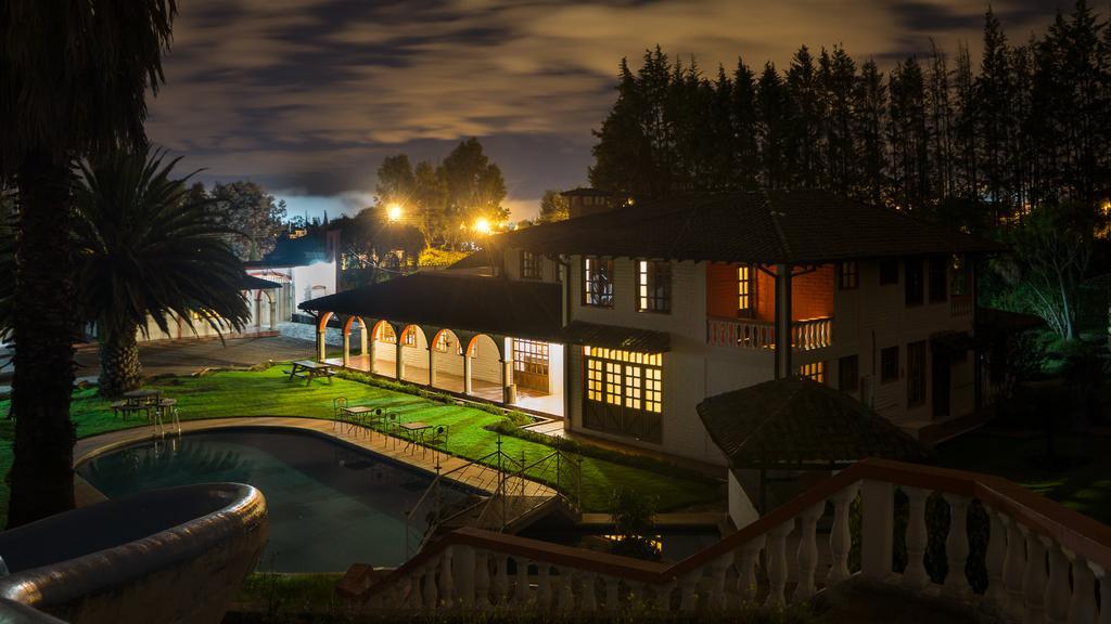 Hosteria San Carlos Tababela Dış mekan fotoğraf