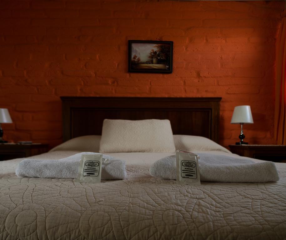 Hosteria San Carlos Tababela Dış mekan fotoğraf