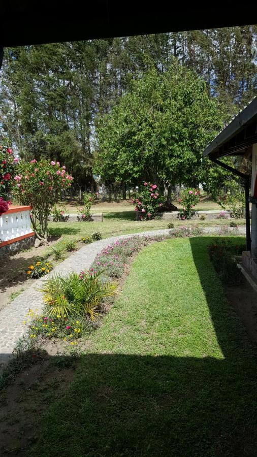 Hosteria San Carlos Tababela Dış mekan fotoğraf