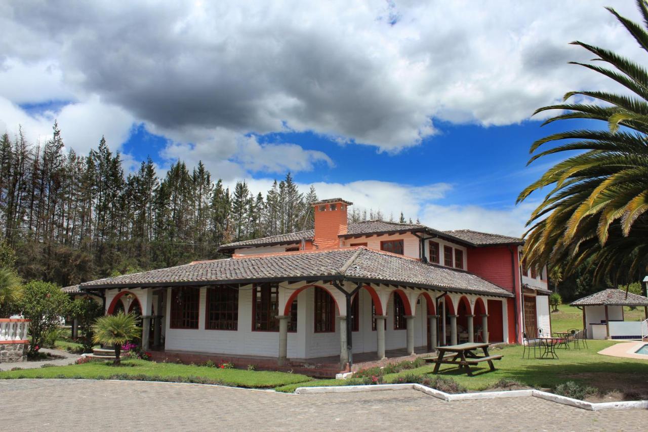 Hosteria San Carlos Tababela Dış mekan fotoğraf