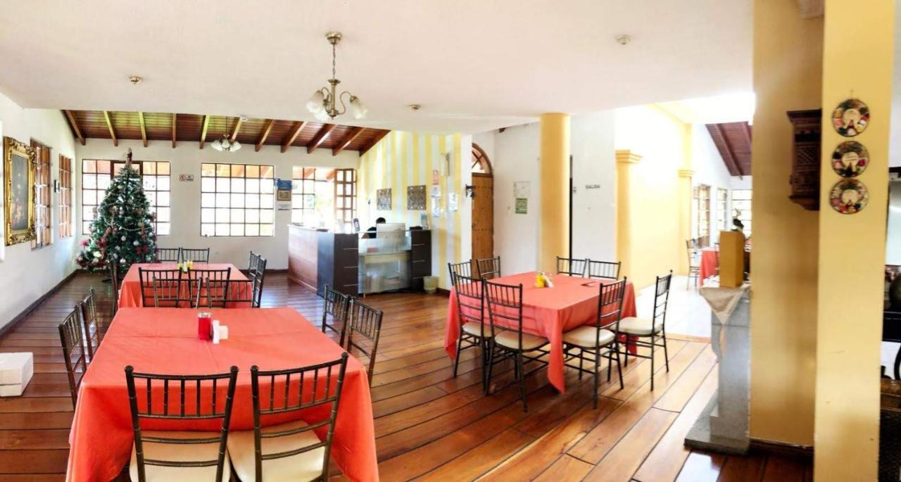 Hosteria San Carlos Tababela Dış mekan fotoğraf